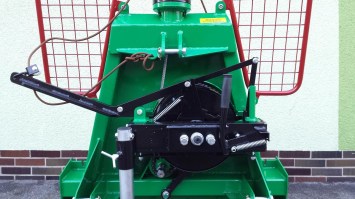 WINCH 2.5T erdészeti csörlő
