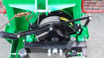 WINCH 2.5T erdészeti csörlő