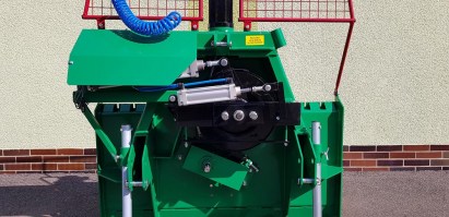 WINCH 7,5T erdészeti csörlő távevezérlővel