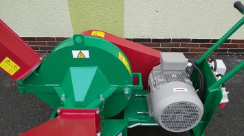 PIRBA csigás faaprító 15 KW elektromos motorral (ST/ELE/04)